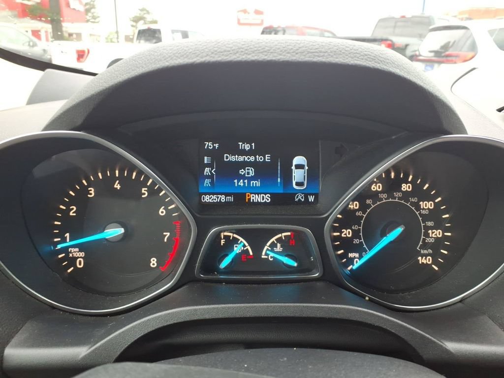 Certified 2017 Ford Escape SE w/ SE Leather Comfort Package FWD image 17
