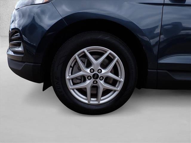 Certified 2024 Ford Edge SEL AWD/4WD image 7