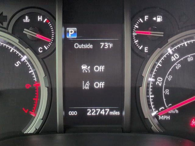 Used 2022 Toyota 4Runner TRD Off-Road Premium image 31