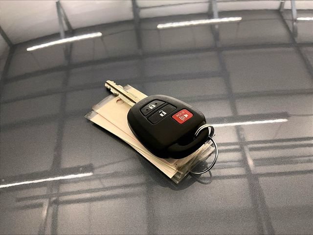 Used 2022 Toyota Corolla Cross L FWD image 9
