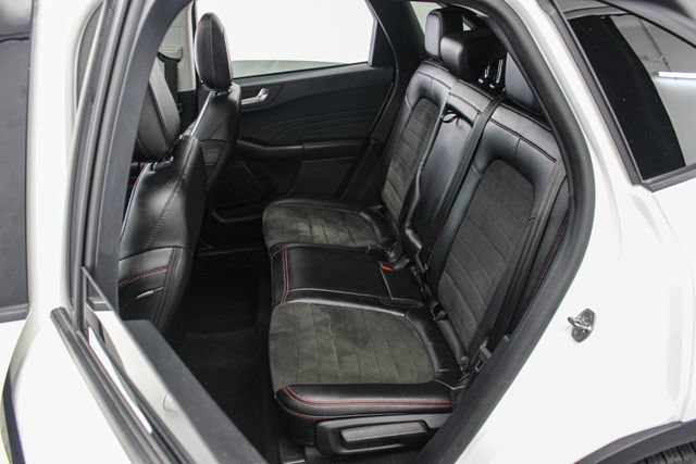 Certified 2022 Ford Escape SEL w/ SEL Stealth AWD Package image 21