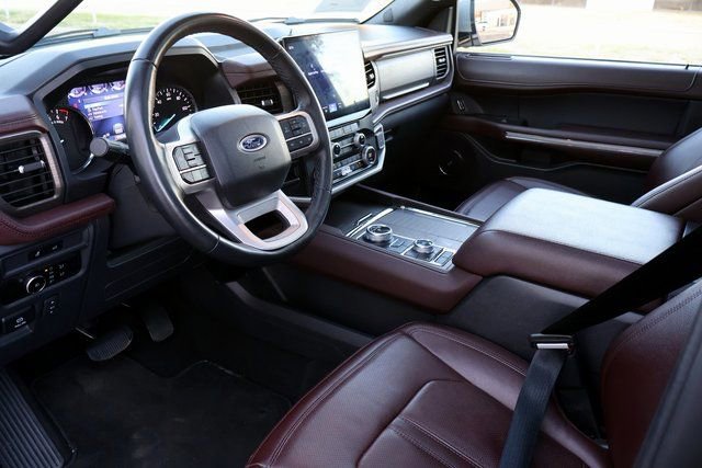 Certified 2024 Ford Expedition Max Limited image 3