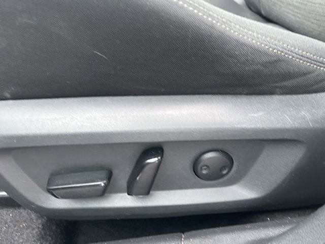 Used 2021 Nissan Rogue SV image 18