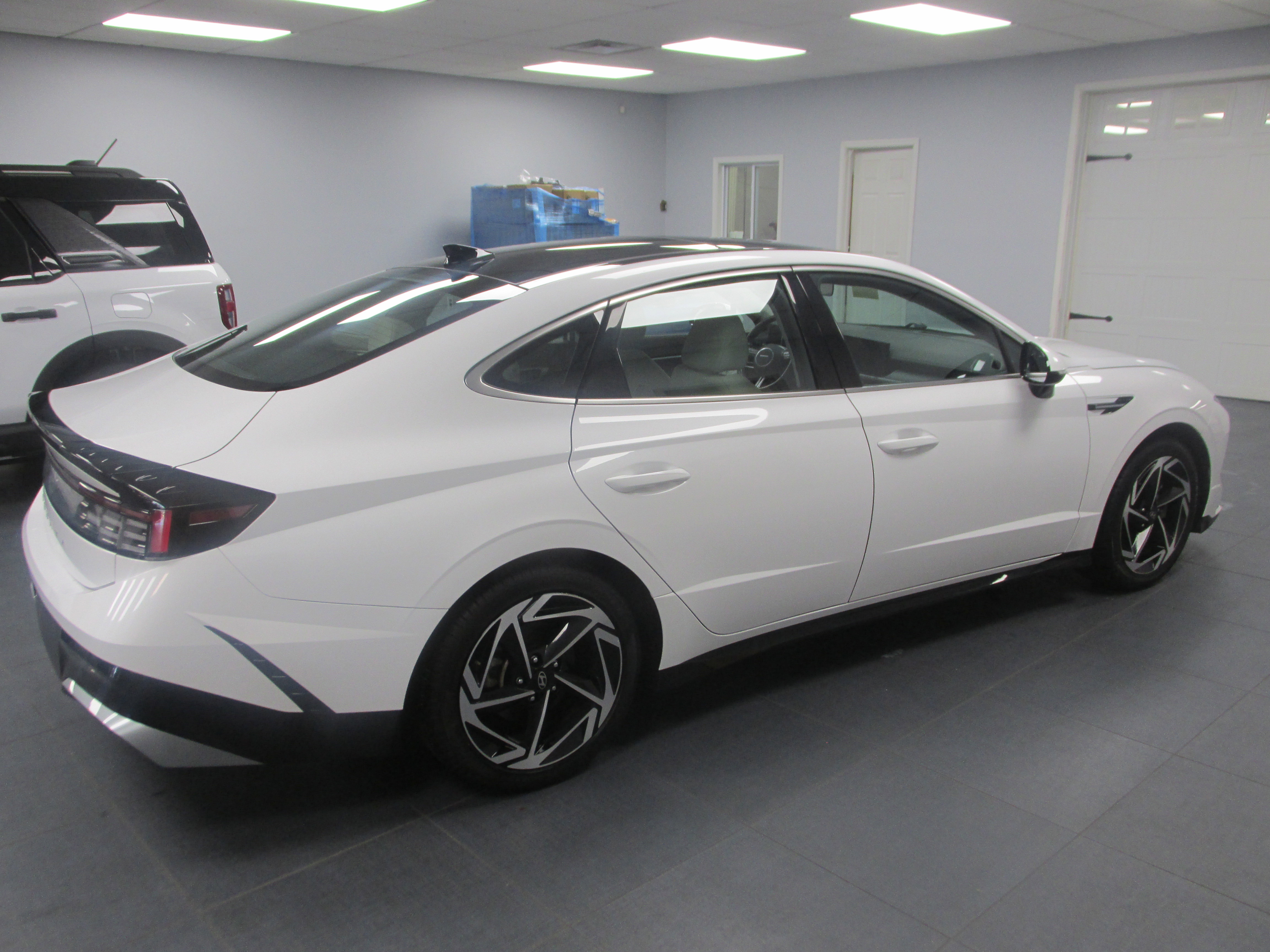 Used 2024 Hyundai Sonata SEL w/ Convenience Package FWD image 4