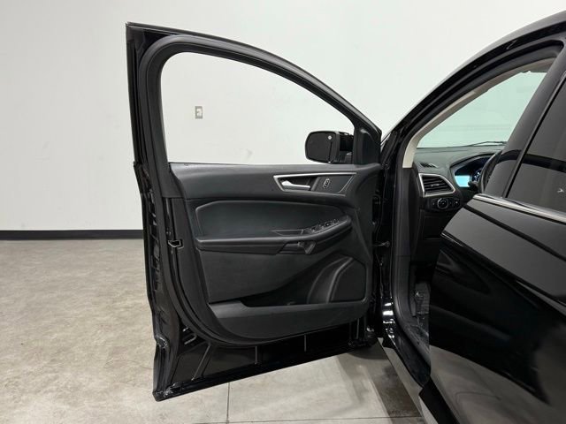 Certified 2023 Ford Edge SEL image 13