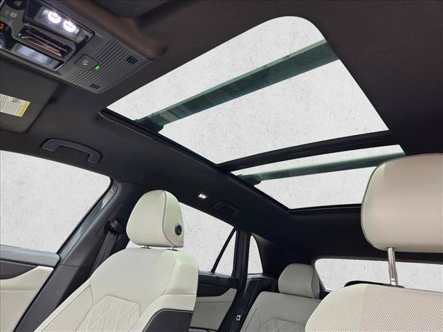 Used 2024 Volkswagen Atlas Cross Sport SEL Premium R-Line AWD/4WD image 17