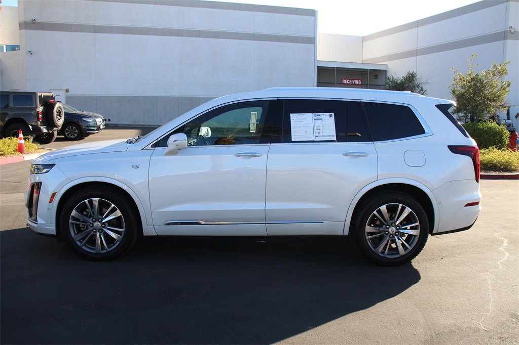 Used 2020 Cadillac XT6 Premium Luxury image 3