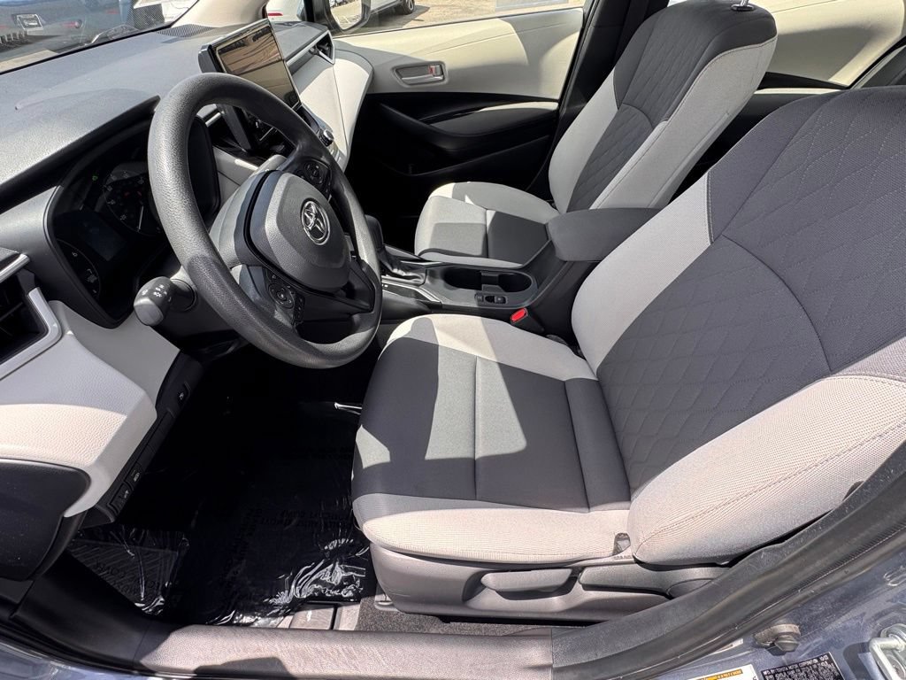 Used 2024 Toyota Corolla LE FWD image 17