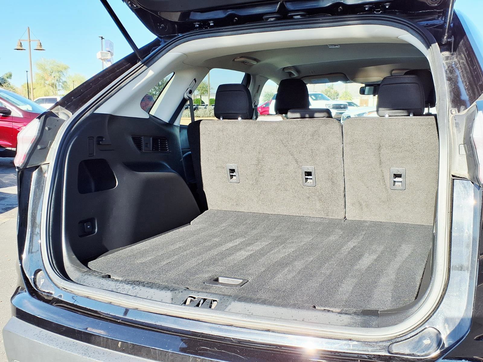 Certified 2024 Ford Edge SE image 16