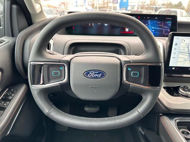 Certified 2025 Ford Expedition Active AWD/4WD image 17