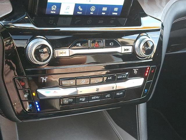 Certified 2021 Ford Explorer Platinum w/ Equipment Group 601A image 17