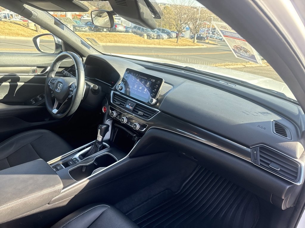 Used 2022 Honda Accord Sport image 28