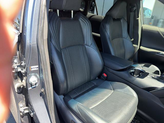 Used 2021 Toyota Venza XLE w/ Softex Package AWD/4WD image 8