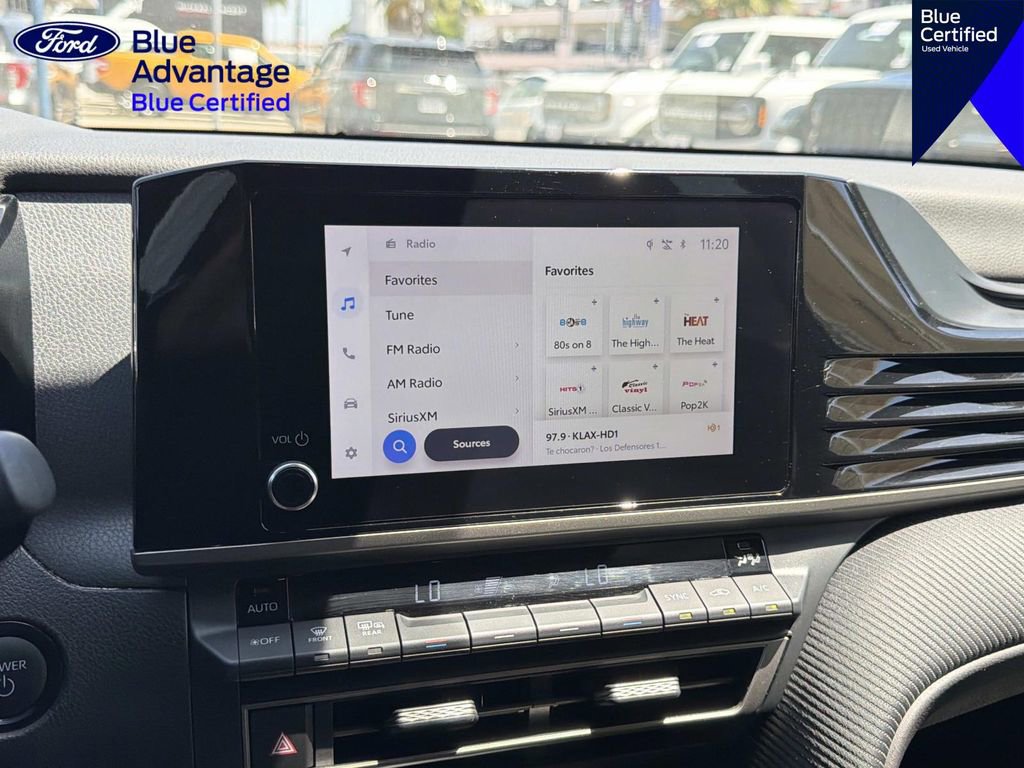 Used 2025 Toyota Camry SE FWD image 22