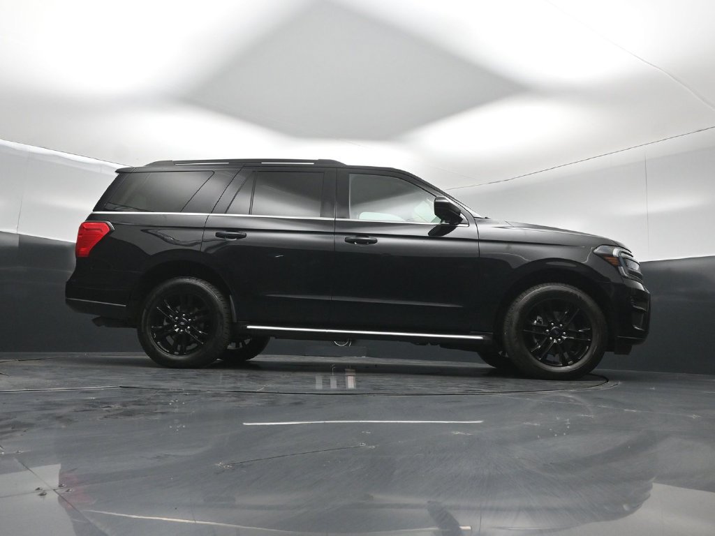 Certified 2022 Ford Expedition XLT RWD image 49