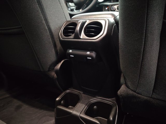 Used 2025 Jeep Gladiator Sport AWD/4WD image 28