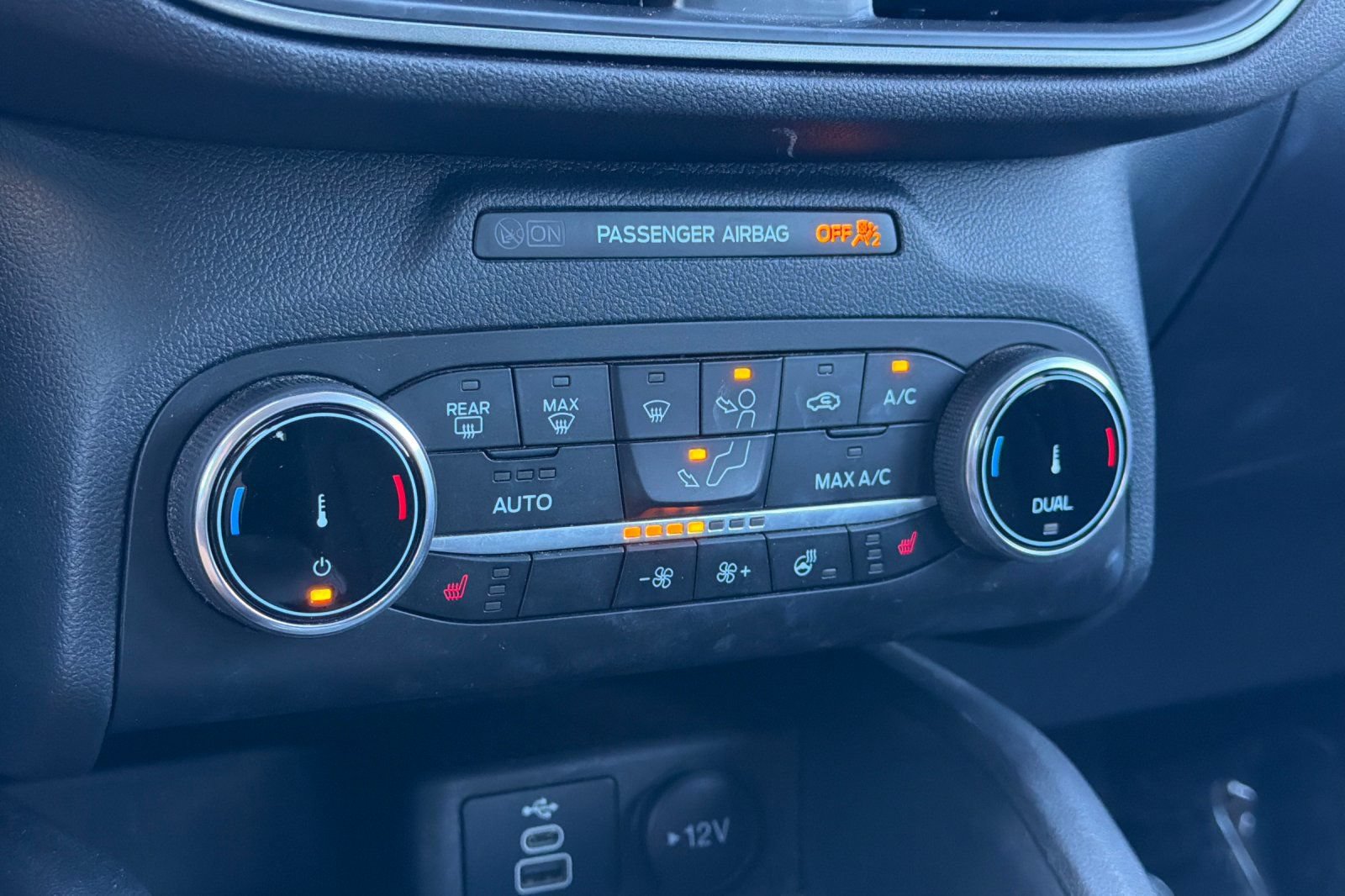 Certified 2024 Ford Escape Active AWD/4WD image 24