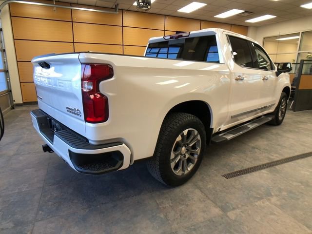 Used 2024 Chevrolet Silverado 1500 High Country w/ Technology Package image 5