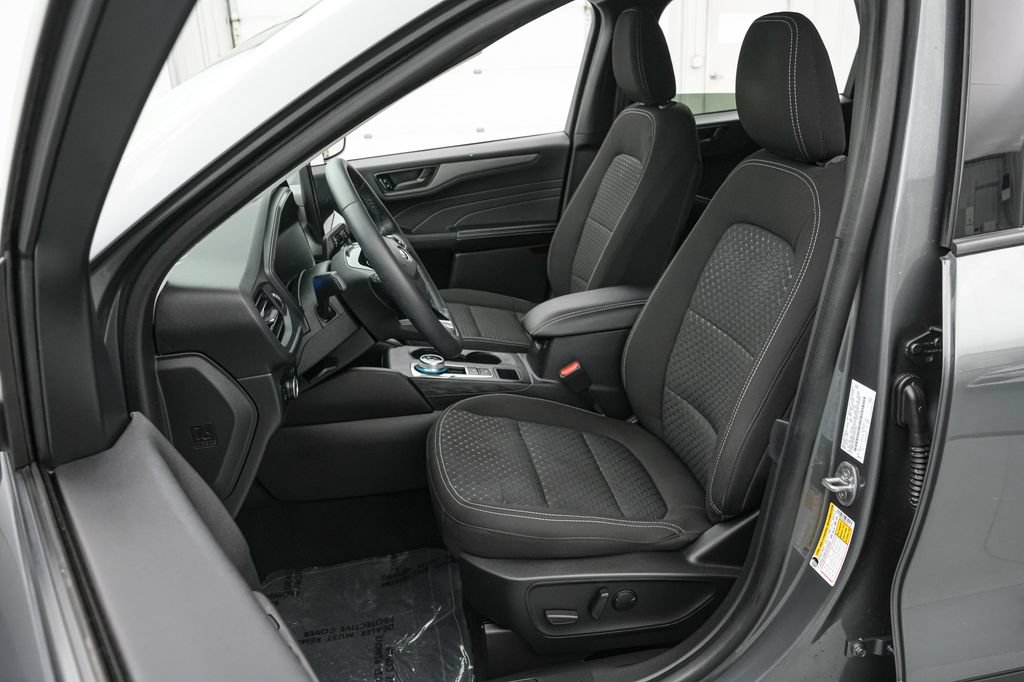 Certified 2023 Ford Escape Active w/ Tech Pack #1 AWD/4WD image 11