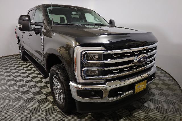 Certified 2025 Ford F350 Lariat AWD/4WD image 5