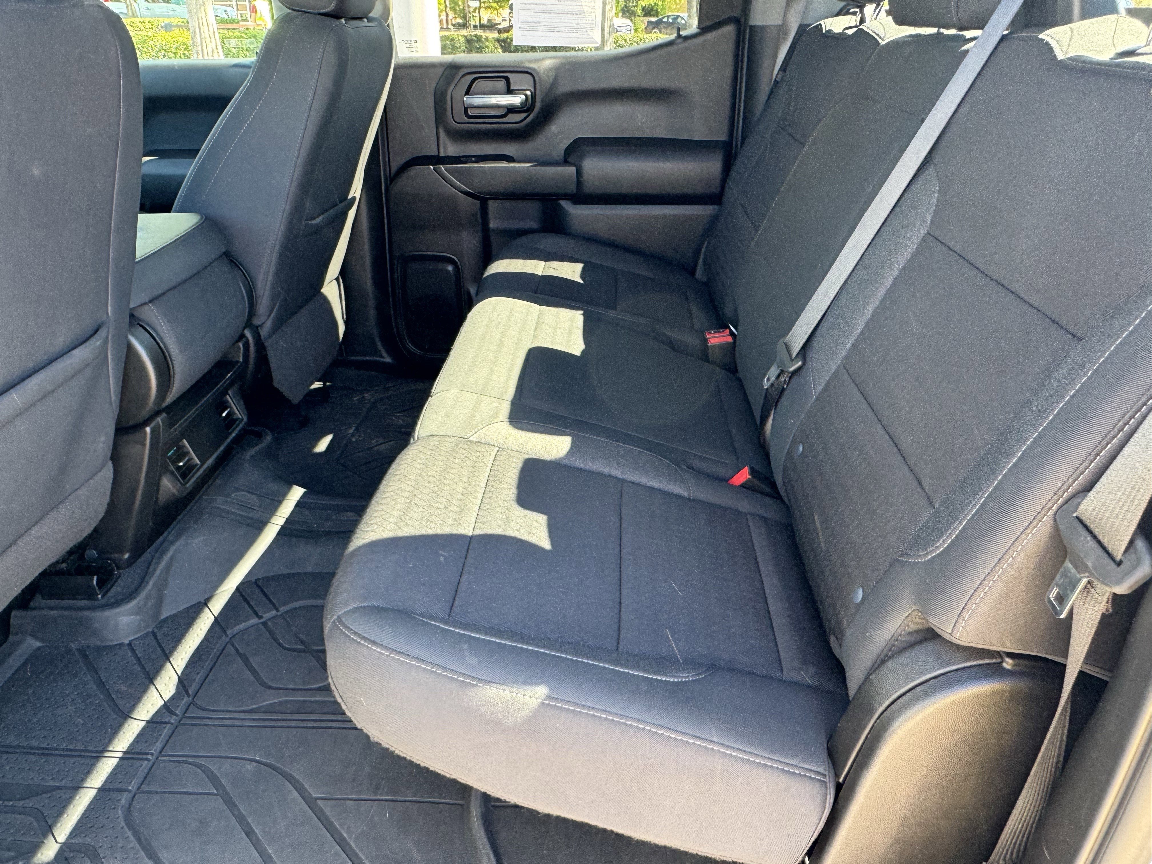 Used 2022 Chevrolet Silverado 1500 Custom image 11