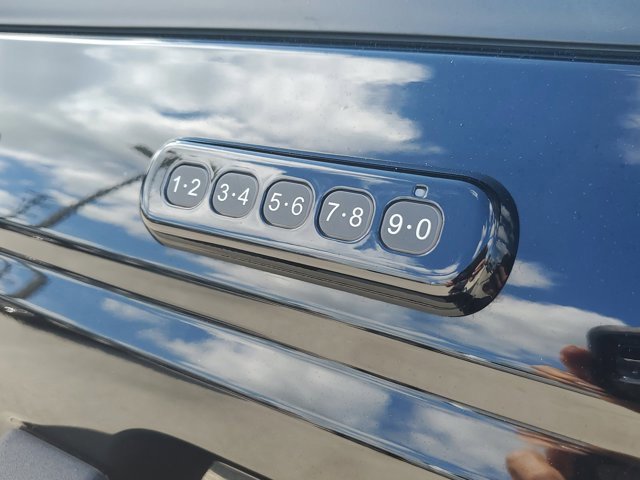 Certified 2022 Ford Bronco Badlands image 13