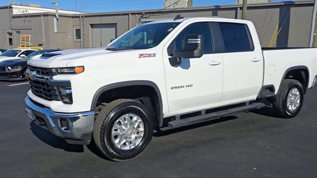 Used 2024 Chevrolet Silverado 2500 LT w/ All Star Edition image 2