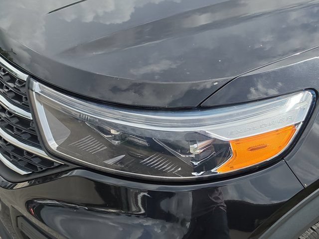 Certified 2023 Ford Explorer XLT RWD image 4