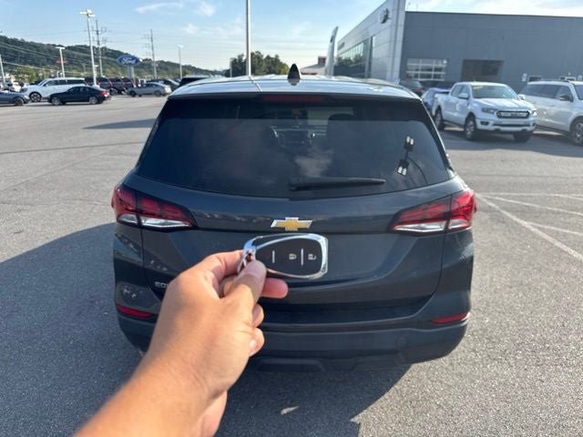 Used 2022 Chevrolet Equinox LS w/ LS Convenience Package FWD image 10