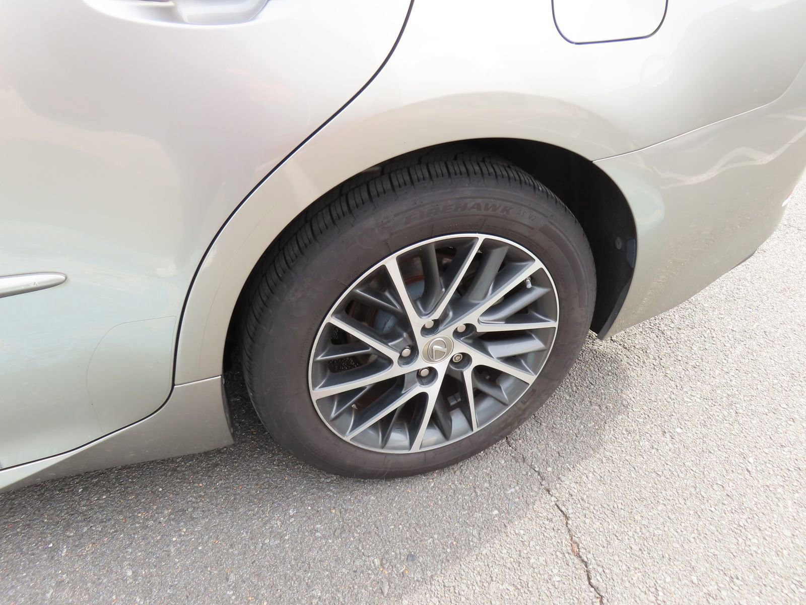 Used 2017 Lexus ES 350 w/ Luxury Package FWD image 12