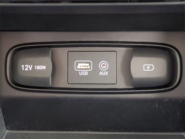 Used 2019 Hyundai Santa Fe SEL image 21