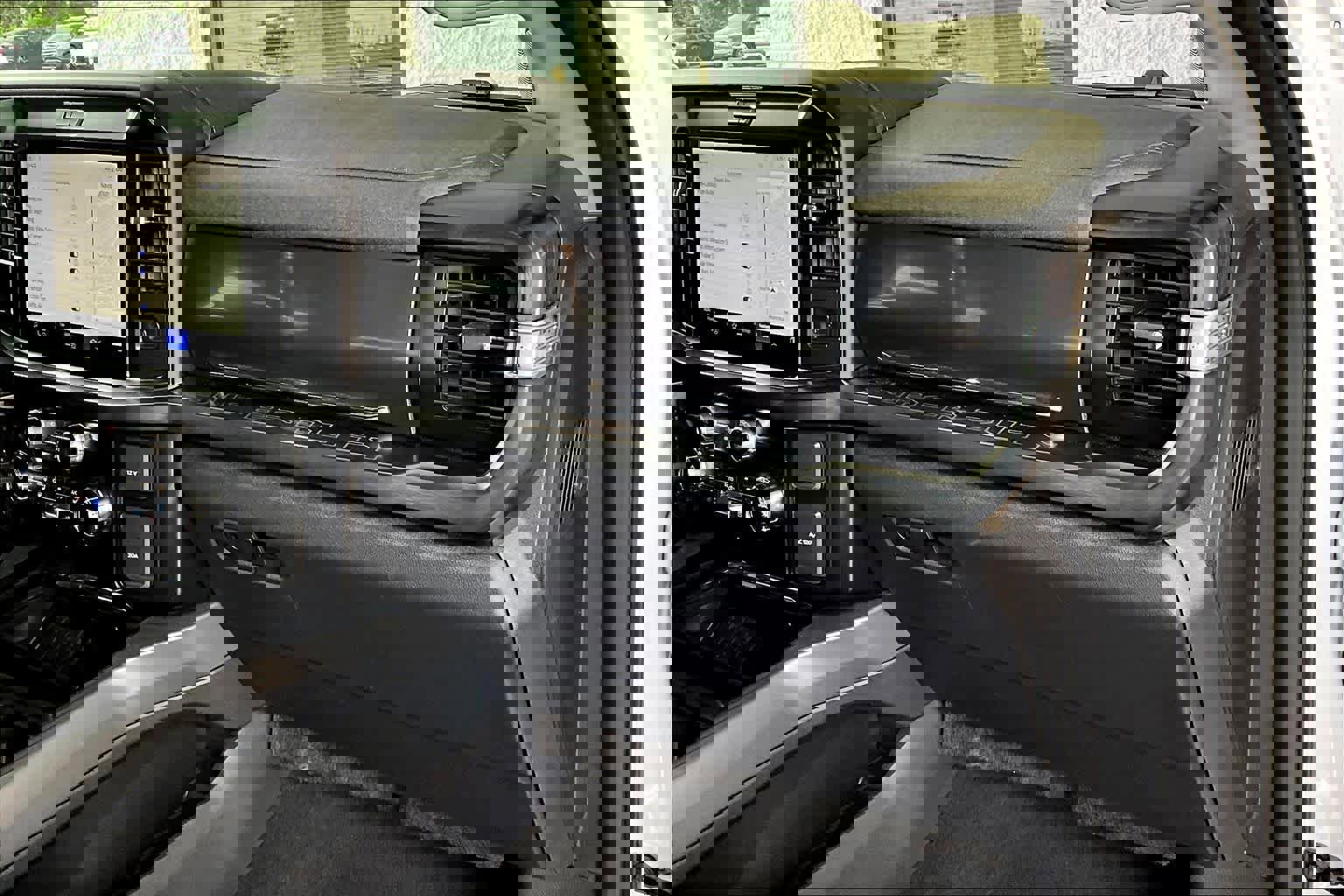 Certified 2026 Ford F250 Lariat w/ Chrome Package image 18