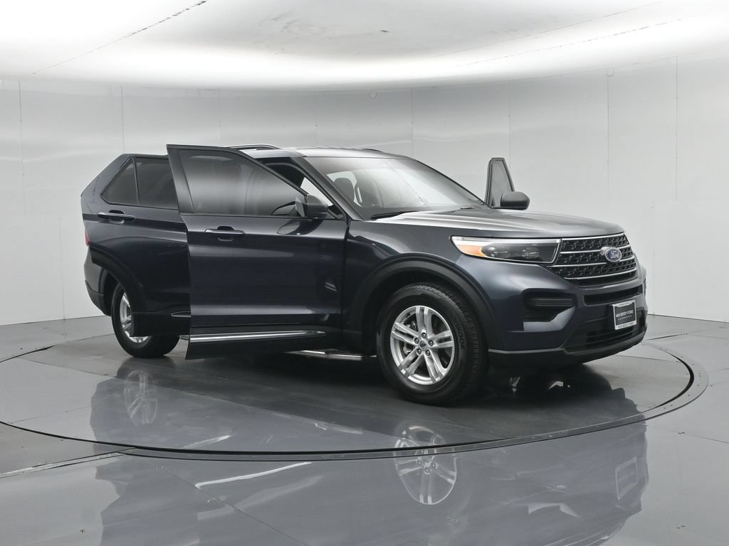 Certified 2022 Ford Explorer XLT RWD image 39