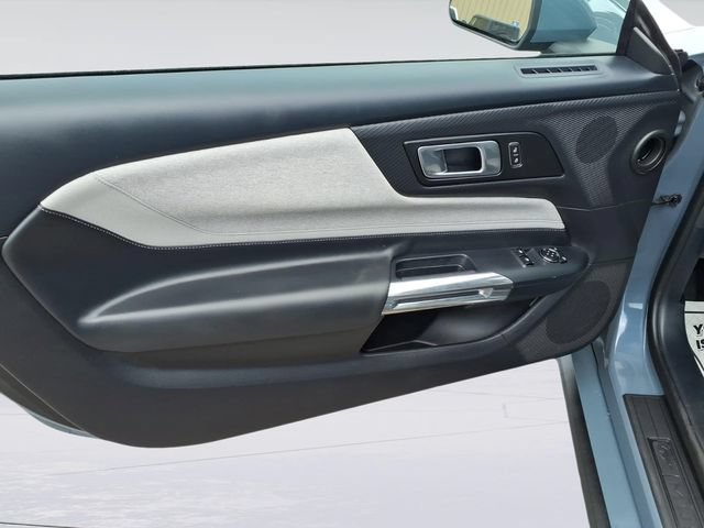 Certified 2024 Ford Mustang Coupe RWD image 9