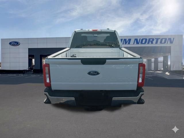 Certified 2024 Ford F250 XLT w/ FX4 Off-Road Package AWD/4WD image 9