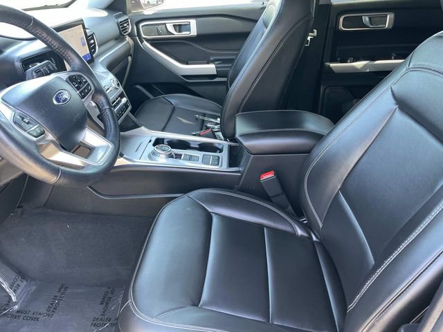 Certified 2023 Ford Explorer XLT w/ Equipment Group 202A RWD image 22