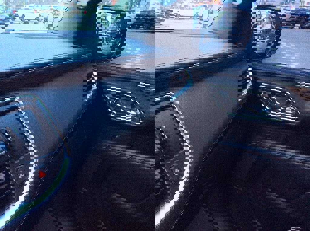 Used 2023 Chevrolet Suburban Premier image 52