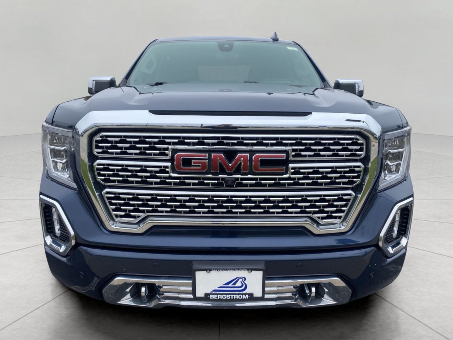 Used 2021 GMC Sierra 1500 Denali w/ Denali Ultimate Package AWD/4WD image 3