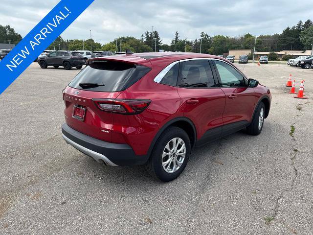 Certified 2023 Ford Escape Active AWD/4WD image 5