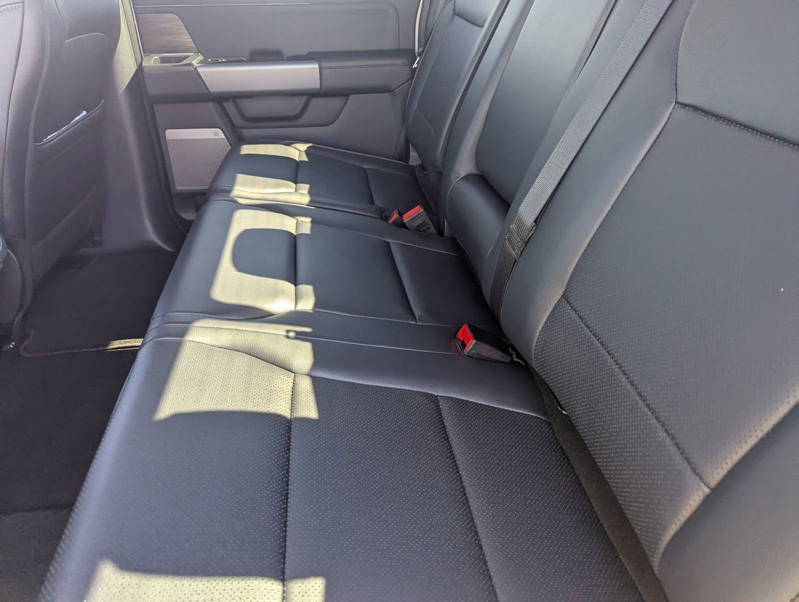 Certified 2025 Ford F150 Lariat w/ Equipment Group 501A Mid image 15