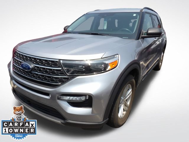 Certified 2023 Ford Explorer XLT w/ Equipment Group 202A RWD image 16