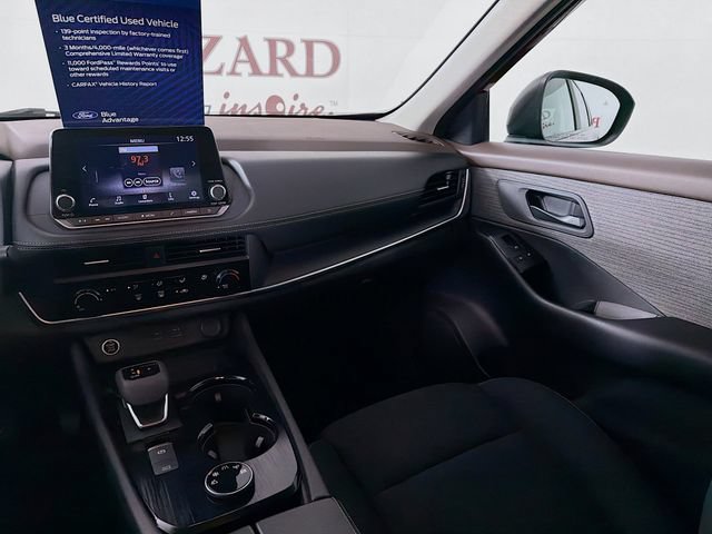 Used 2023 Nissan Rogue S AWD/4WD image 25