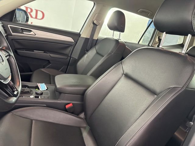 Used 2019 Volkswagen Atlas SE w/ Towing Package image 11