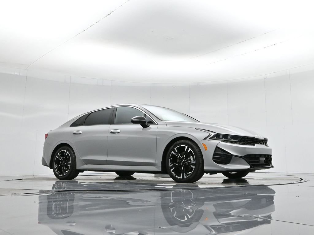 Used 2022 Kia K5 GT-Line w/ GT-Line Awd Premium Package image 2