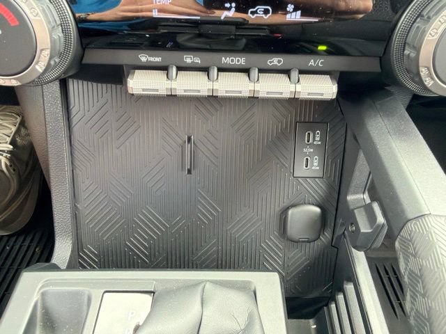 Used 2026 Toyota 4Runner SR5 AWD/4WD image 31