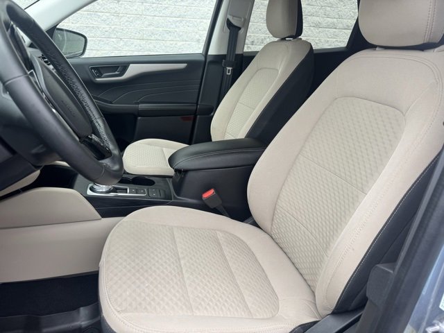 Certified 2022 Ford Escape SE w/ Cold Weather Package image 15