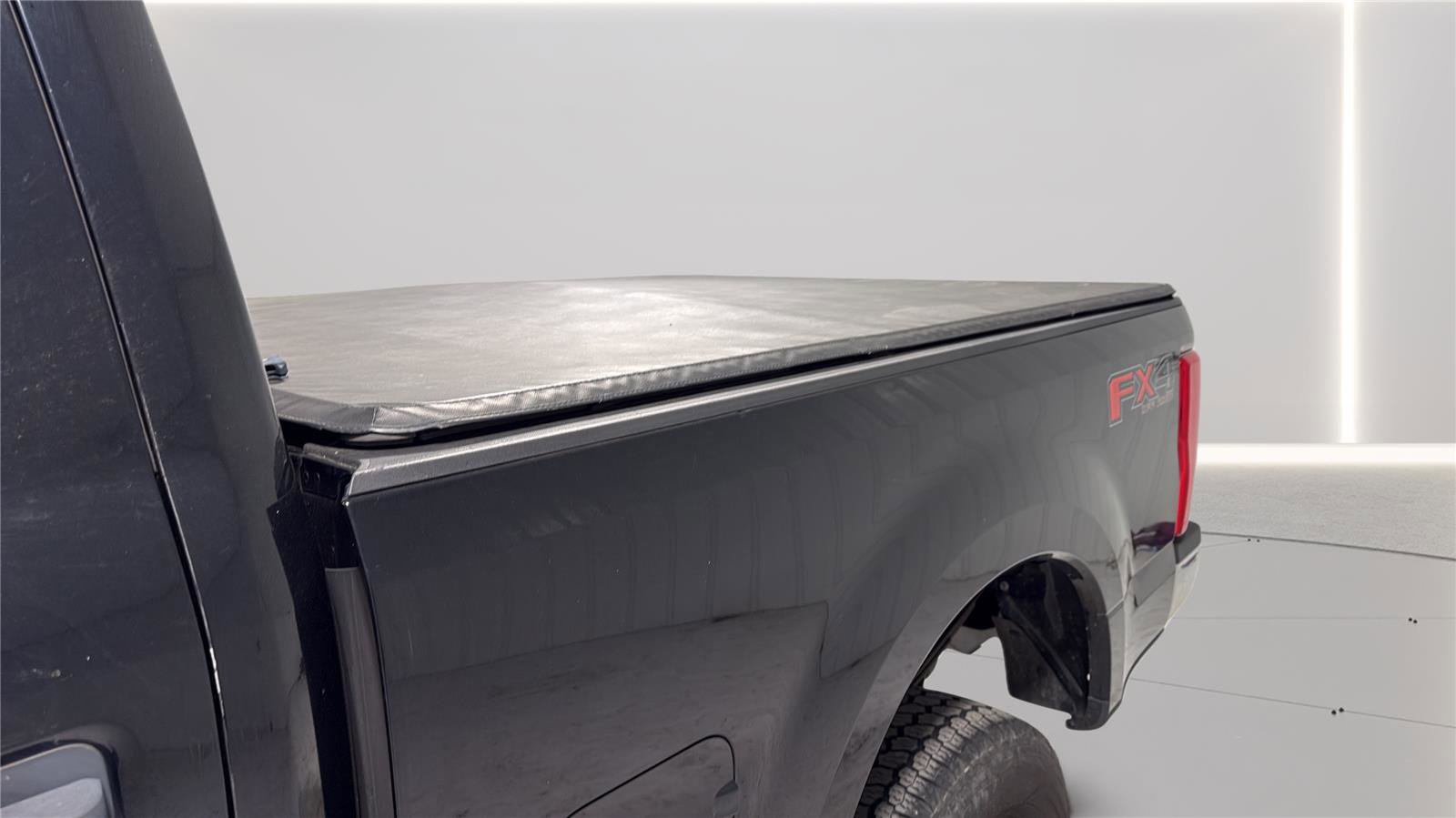 Certified 2018 Ford F250 XL w/ STX Appearance Package image 25