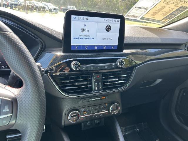 Certified 2023 Ford Escape ST-Line image 31