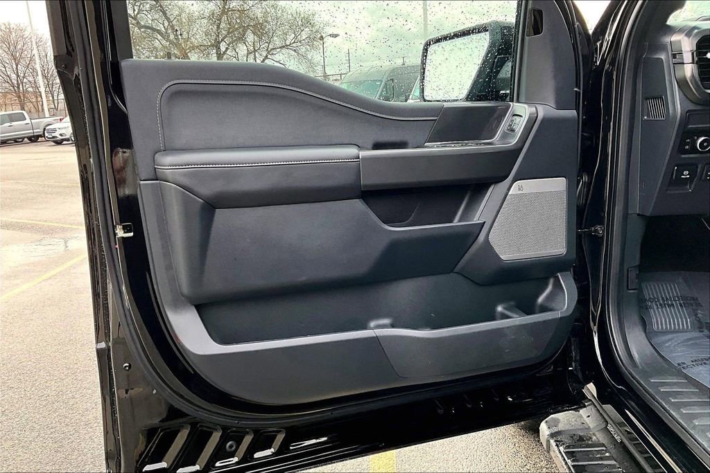 Certified 2025 Ford F150 Lariat w/ Equipment Group 501A Mid image 22