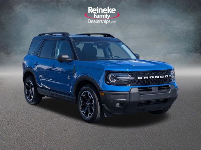 Certified 2025 Ford Bronco Sport Outer Banks w/ Outer Banks Tech Package+ AWD/4WD image 3